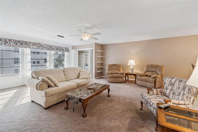 5623 80TH STREET N 314, St Petersburg, FL 33709