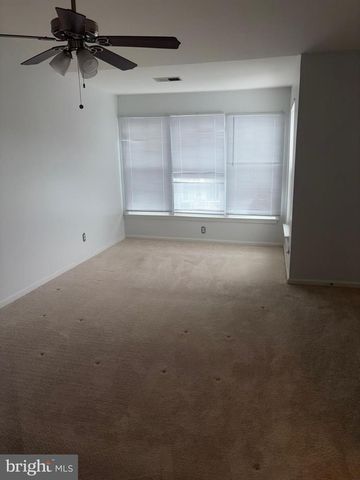 44 LISA DR, Newark, DE 19702