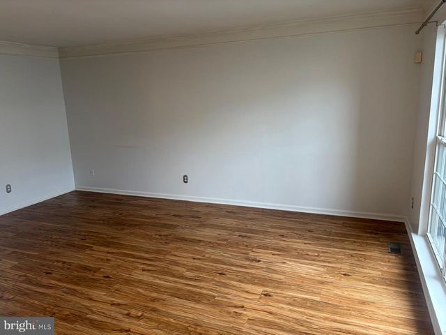 44 LISA DR, Newark, DE 19702
