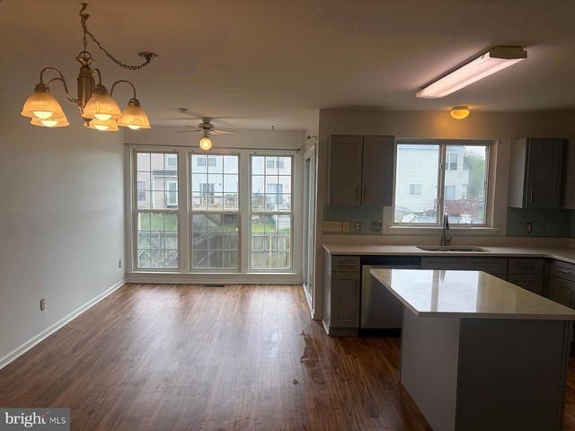 44 LISA DR, Newark, DE 19702