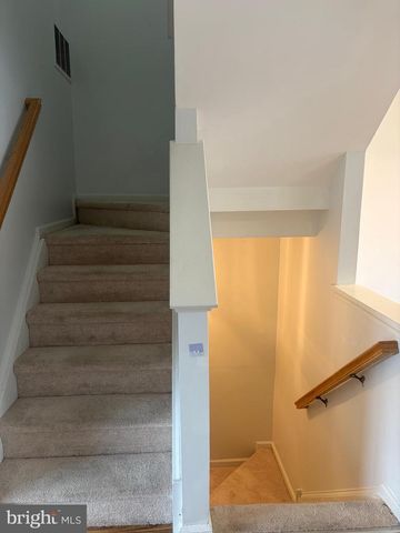 44 LISA DR, Newark, DE 19702