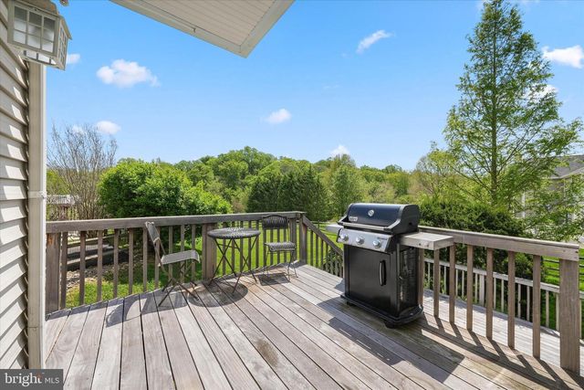 27 TWIN CREEKS DR, Thornton, PA 19373