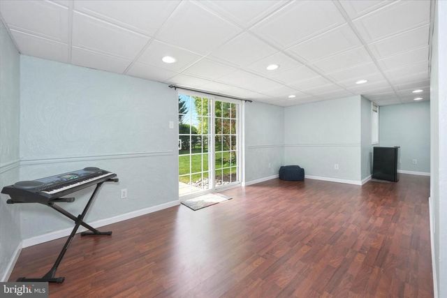27 TWIN CREEKS DR, Thornton, PA 19373
