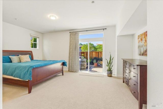 214 Ranch Ct, Novato, CA 94945