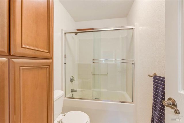 214 Ranch Ct, Novato, CA 94945