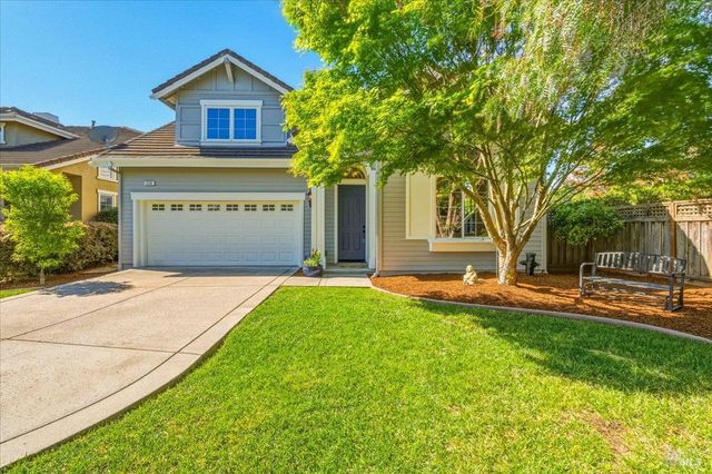 214 Ranch Ct, Novato, CA 94945