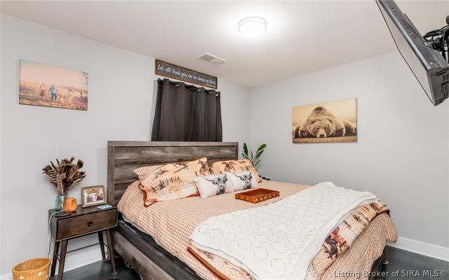 1422 E Elm Street, New Albany, IN 47150