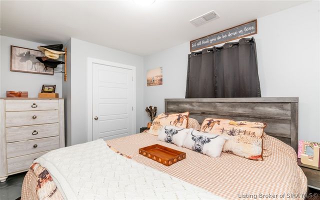 1422 E Elm Street, New Albany, IN 47150