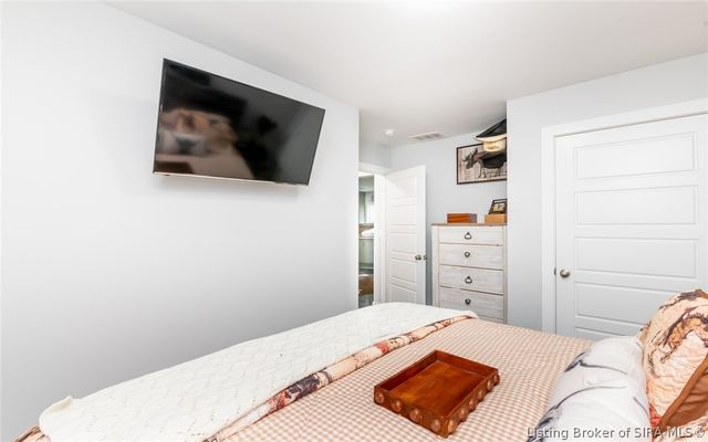 1422 E Elm Street, New Albany, IN 47150