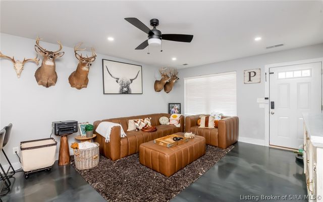 1422 E Elm Street, New Albany, IN 47150