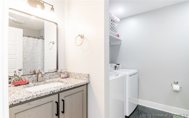 1422 E Elm Street, New Albany, IN 47150