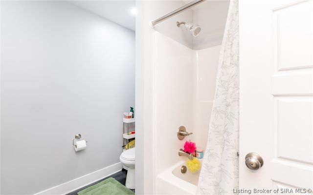 1422 E Elm Street, New Albany, IN 47150