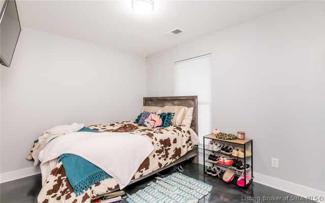1422 E Elm Street, New Albany, IN 47150