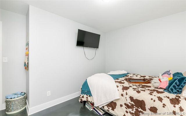 1422 E Elm Street, New Albany, IN 47150