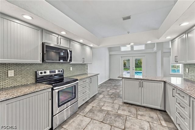 3778 Hidden Acres CIR S, North Fort Myers, FL 33903