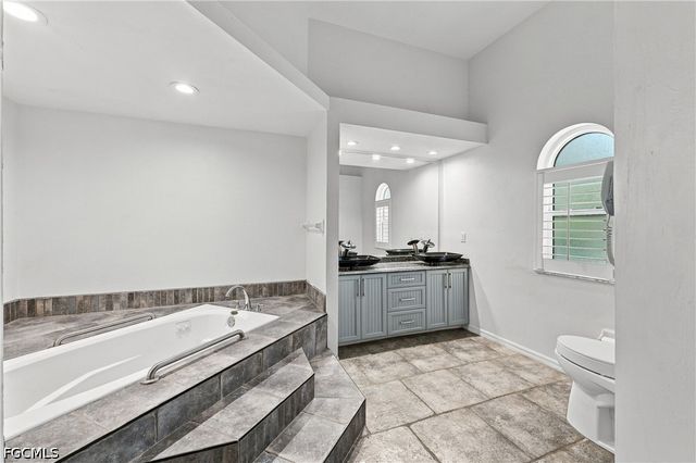 3778 Hidden Acres CIR S, North Fort Myers, FL 33903
