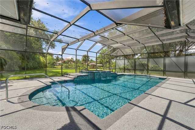 3778 Hidden Acres CIR S, North Fort Myers, FL 33903