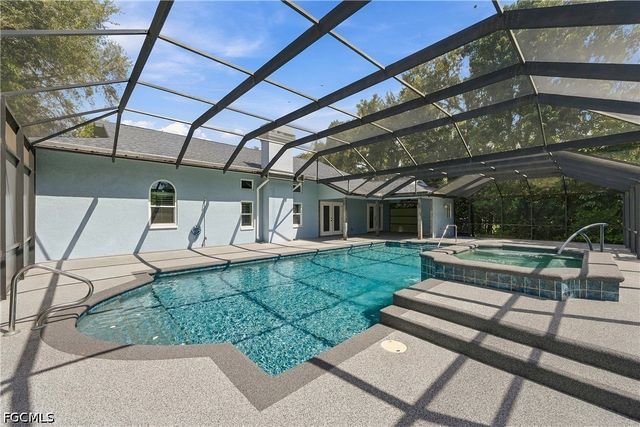 3778 Hidden Acres CIR S, North Fort Myers, FL 33903