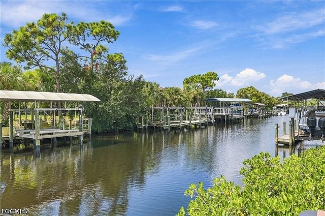 3778 Hidden Acres CIR S, North Fort Myers, FL 33903