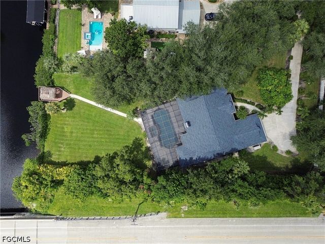 3778 Hidden Acres CIR S, North Fort Myers, FL 33903