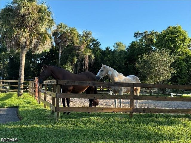 3778 Hidden Acres CIR S, North Fort Myers, FL 33903