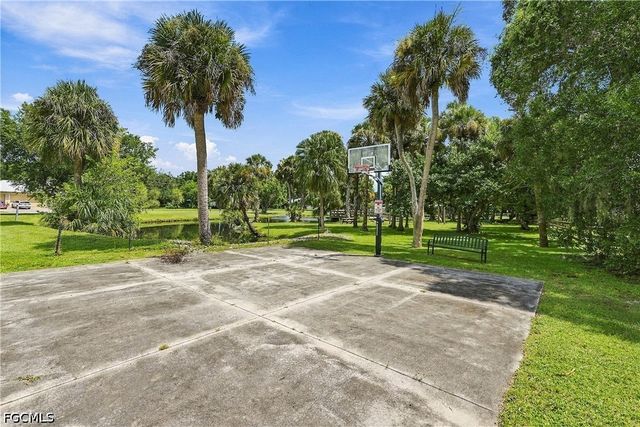 3778 Hidden Acres CIR S, North Fort Myers, FL 33903