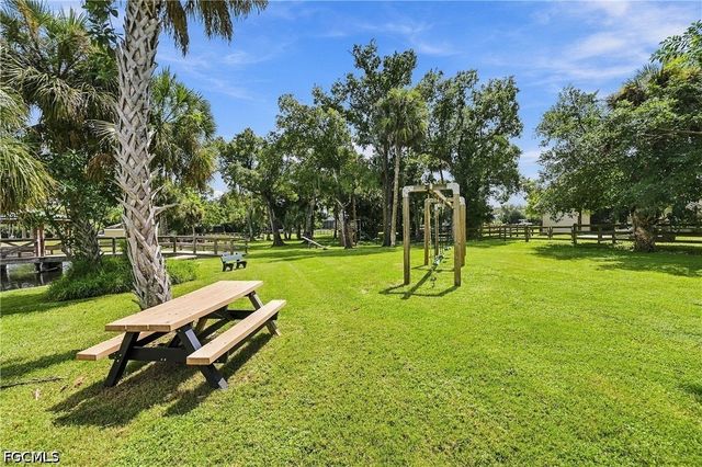 3778 Hidden Acres CIR S, North Fort Myers, FL 33903