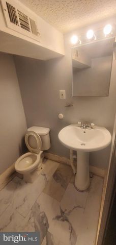4213 BERGER AVE, Baltimore, MD 21206