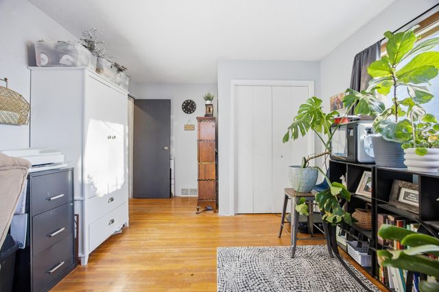 5287 40th Street N, Moorhead, MN 56560