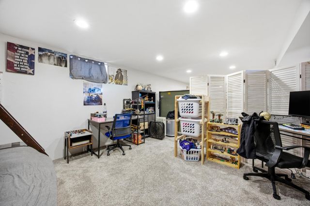 5287 40th Street N, Moorhead, MN 56560