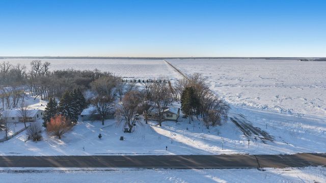 5287 40th Street N, Moorhead, MN 56560