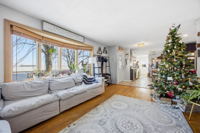 5287 40th Street N, Moorhead, MN 56560