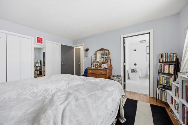 5287 40th Street N, Moorhead, MN 56560