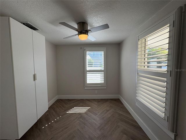 244 IRON AGE STREET, Safety Harbor, FL 34695