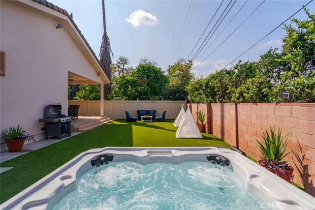 12945 Calvert, Van Nuys, CA 91401