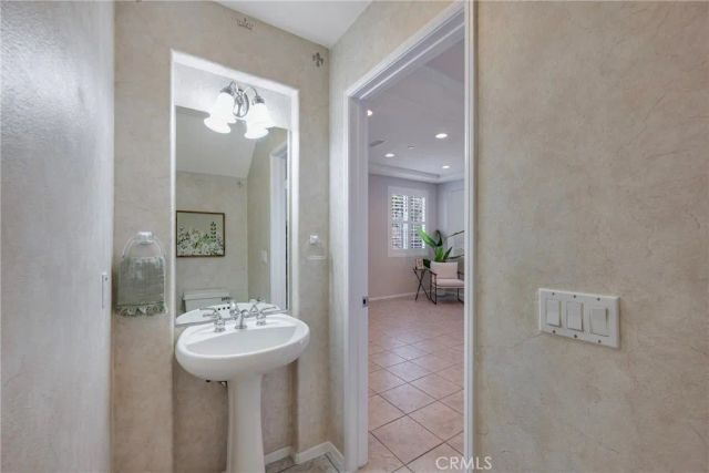 650 Ziegler Way, Placentia, CA 92870