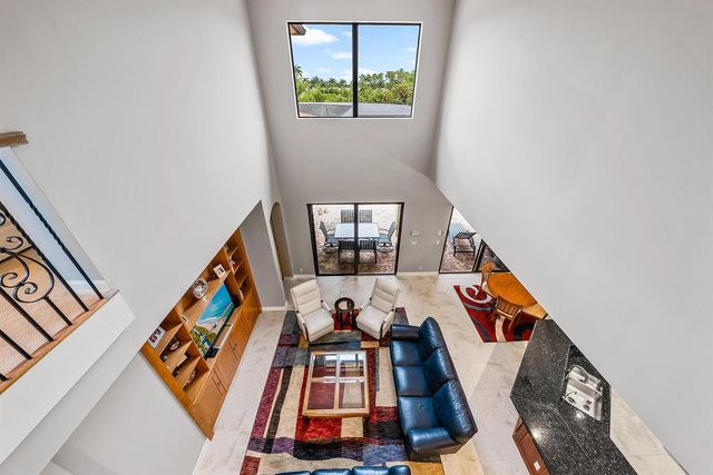 6786 Fox Hollow Drive, West Palm Beach, FL 33412