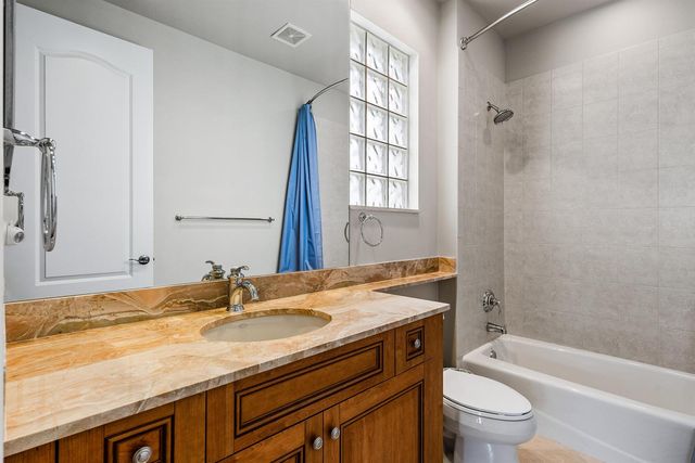 6786 Fox Hollow Drive, West Palm Beach, FL 33412