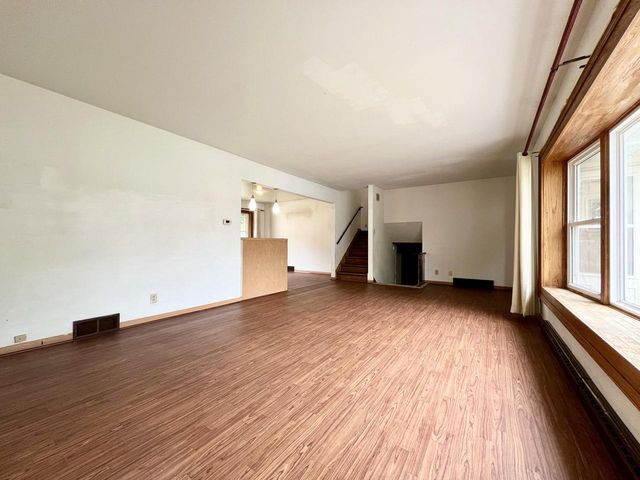 3205 N 10th STREET, Sheboygan, WI 53083