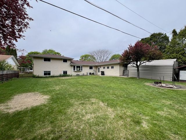 3205 N 10th STREET, Sheboygan, WI 53083