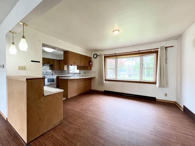 3205 N 10th STREET, Sheboygan, WI 53083