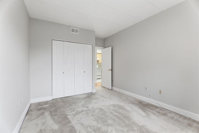 34 Sumner Ave 210, Springfield, MA 01108