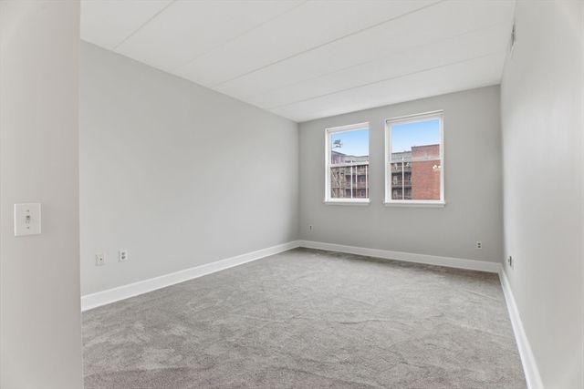34 Sumner Ave 210, Springfield, MA 01108