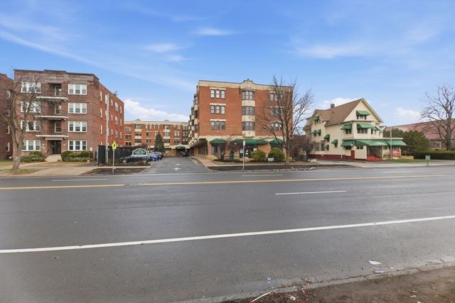 34 Sumner Ave 210, Springfield, MA 01108