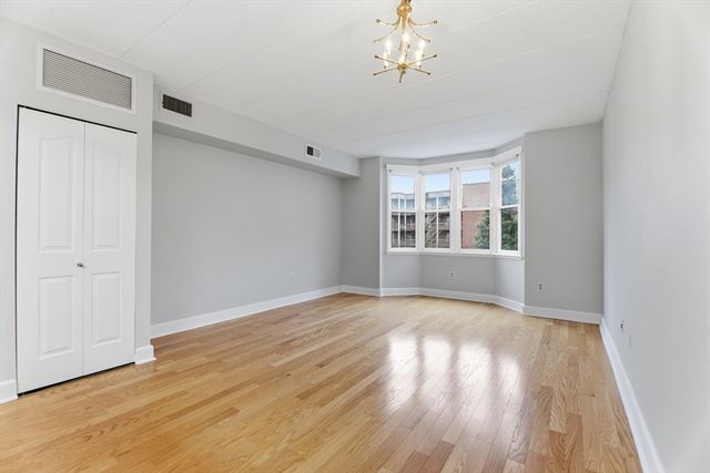 34 Sumner Ave 210, Springfield, MA 01108