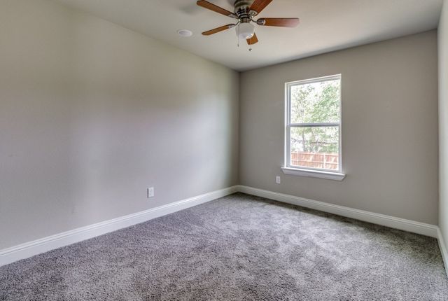 811 W Coffin Street, Denison, TX 75020