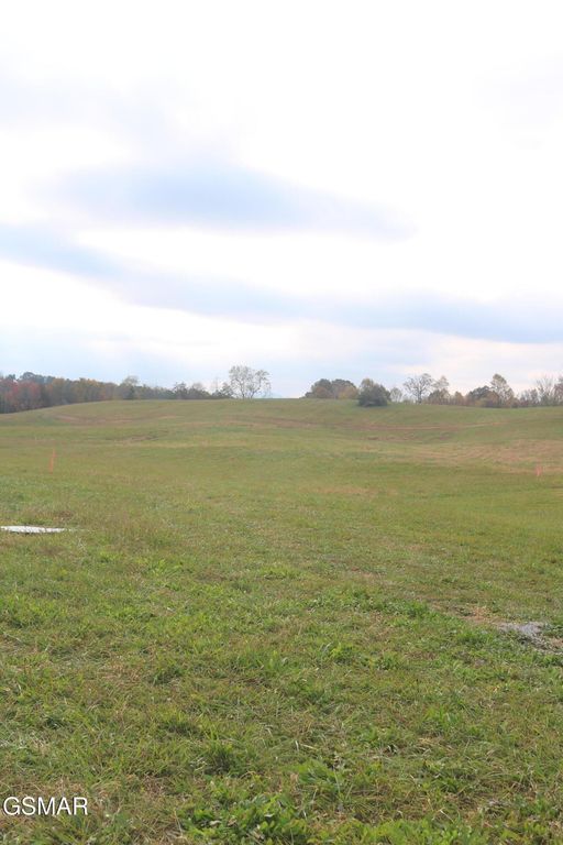 635 Sharp Road, Sevierville, TN 37876