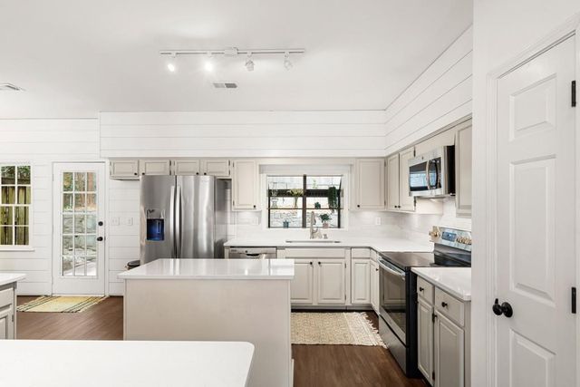 3550 Vinings Ridge Court, Atlanta, GA 30339