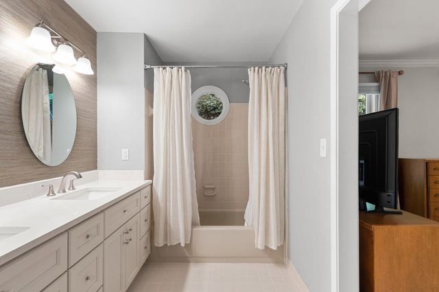 3550 Vinings Ridge Court, Atlanta, GA 30339