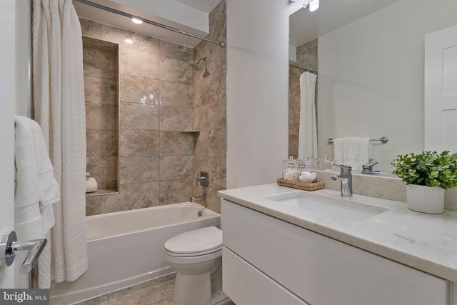 3321 16TH ST NW #205, Washington, DC 20010